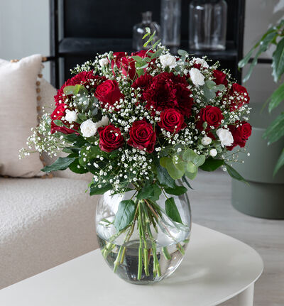 Rosebukett rød og hvit Rosebukett rød og hvit